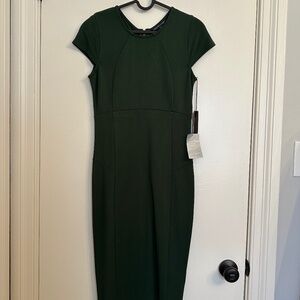 Forrest Green Full Back Zip Body con Midi Dress